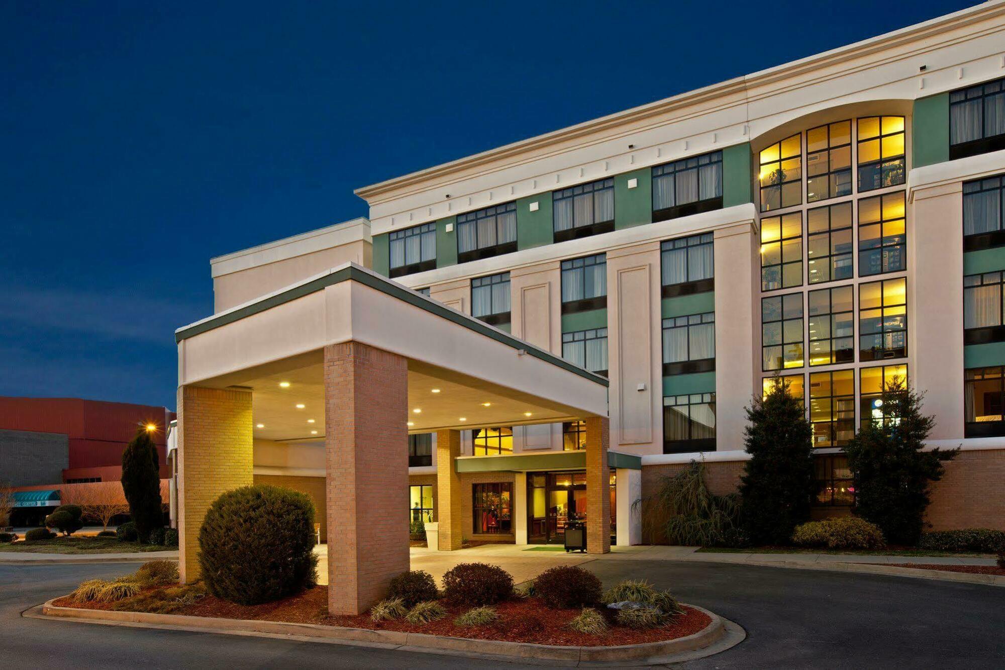 Delta Hotels By Marriott Huntington Downtown Exterior photo